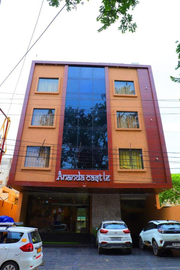 Ananda Castle Hotel Vrindāvan Exterior foto